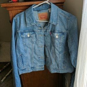 Levi's denim trucker jacket
